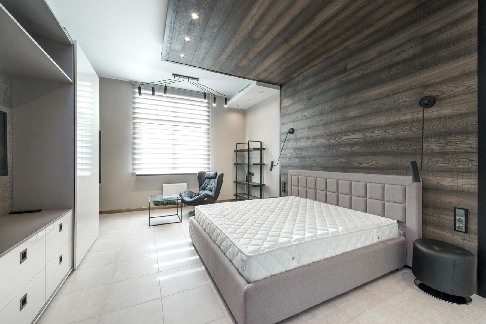 Memory Foam vs Innerspring Mattress: Which Is Better?
