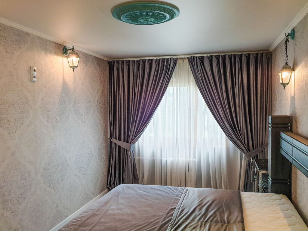 bedroom wall sconce lighting