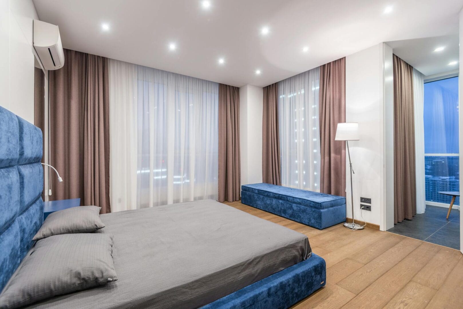 Blackout Curtains: What to Look For and How to Choose