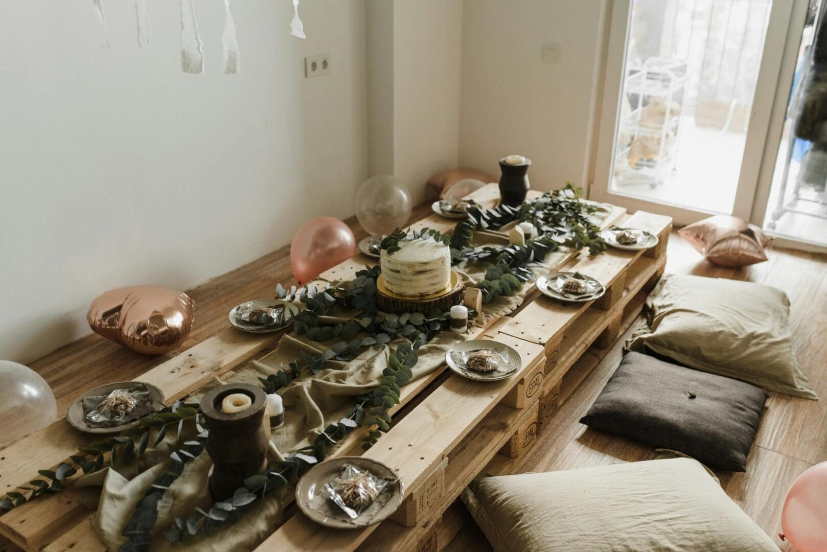 How to Create a Boho Dining Room on a Budget