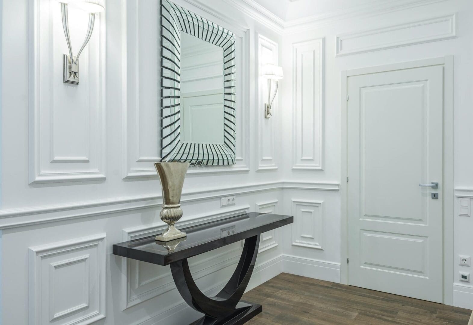 Console Table Guide: Choosing the Right Style for Your Entryway