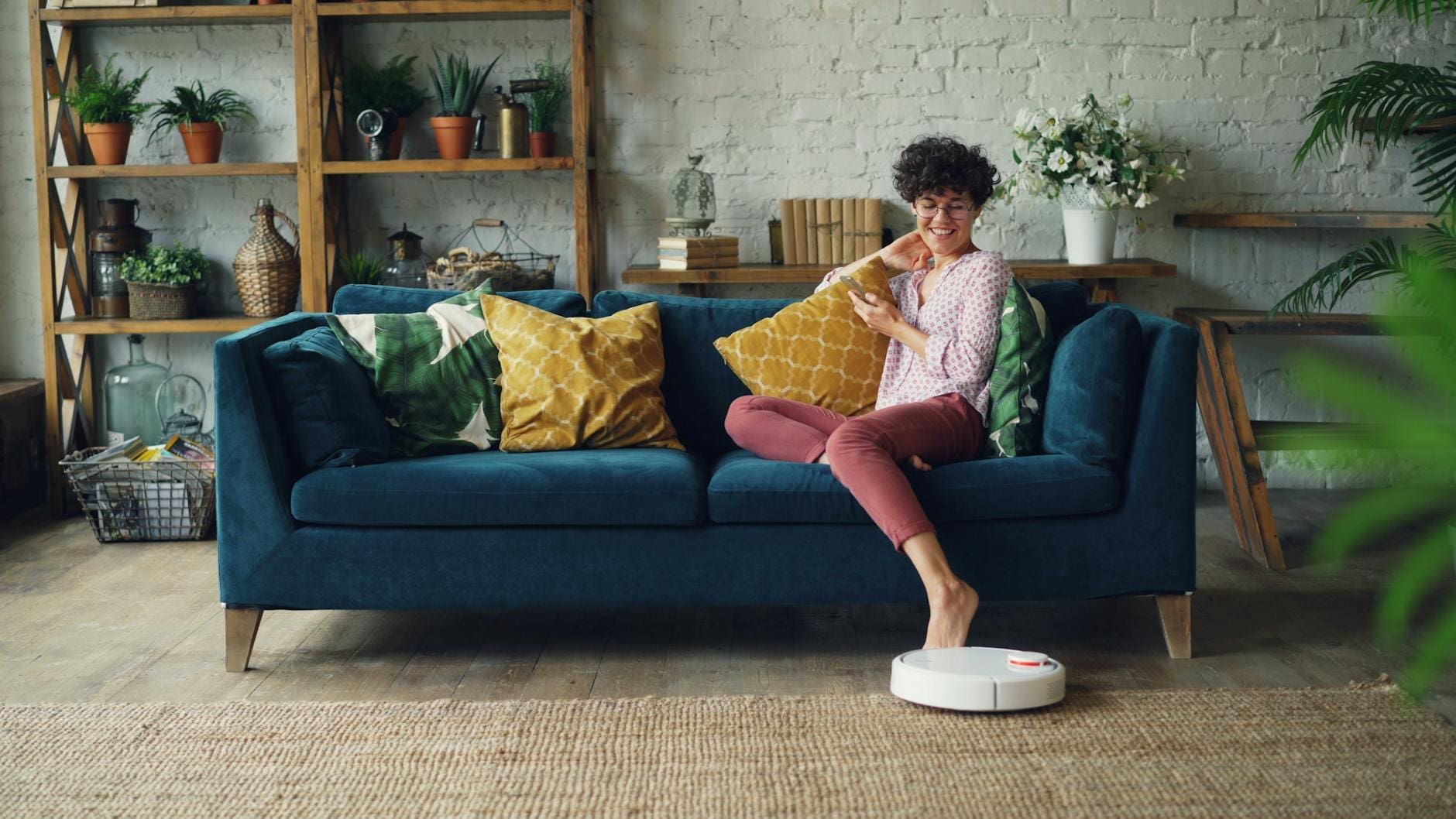 How to Choose a Cordless Vacuum for an Apartment