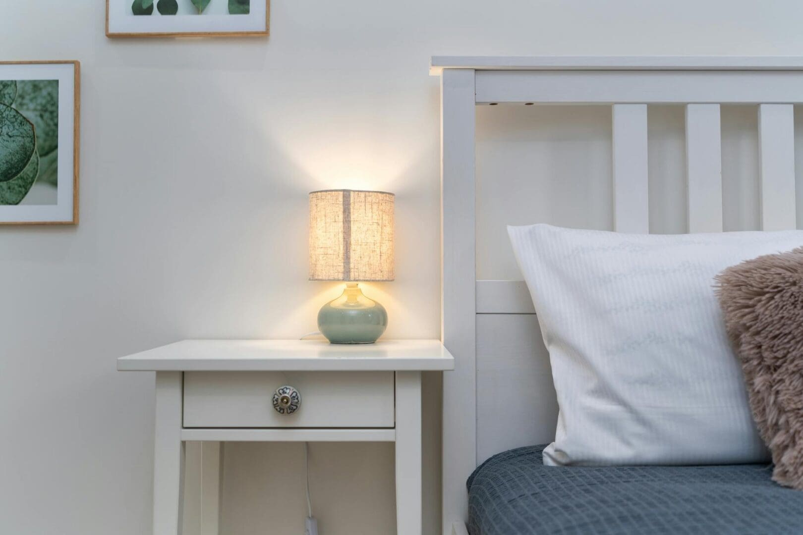 Bedroom Lighting Ideas for a Cozy Atmosphere