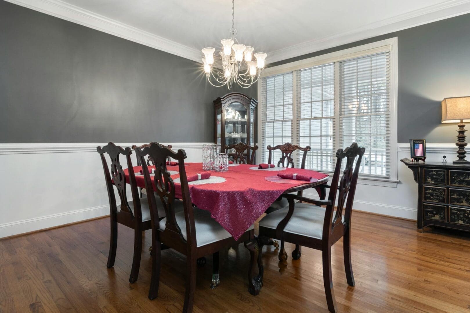 How to Measure for a Dining Table That Actually Fits Your Space