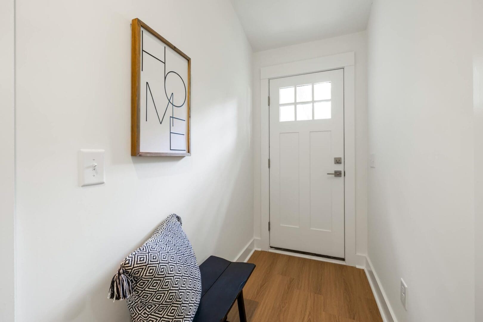 entryway bench mudroom interior