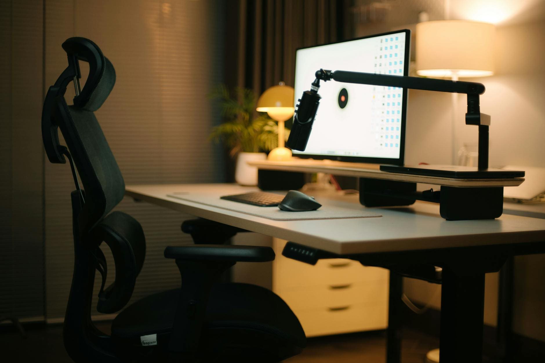 Office Chair Buying Guide: Comfort, Support, and Productivity