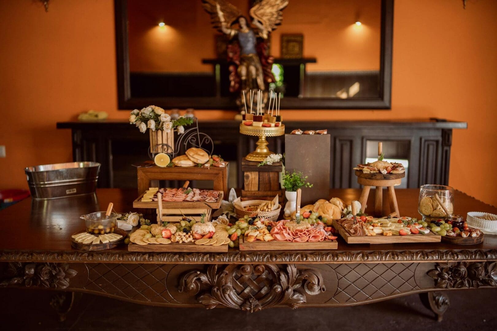 farmhouse buffet dining room