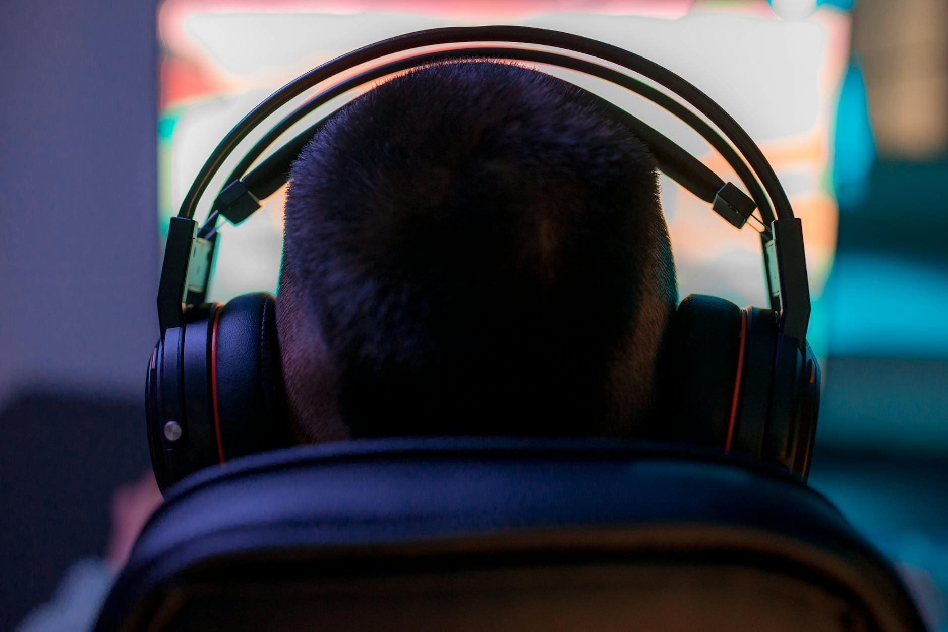 Gaming Chair vs Office Chair: Which One Should You Actually Buy?