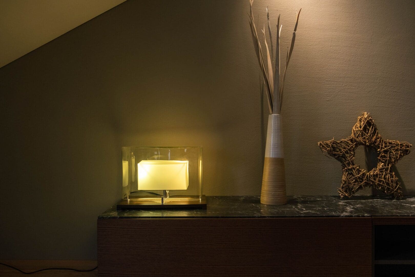How to Light a Living Room for Movie Watching