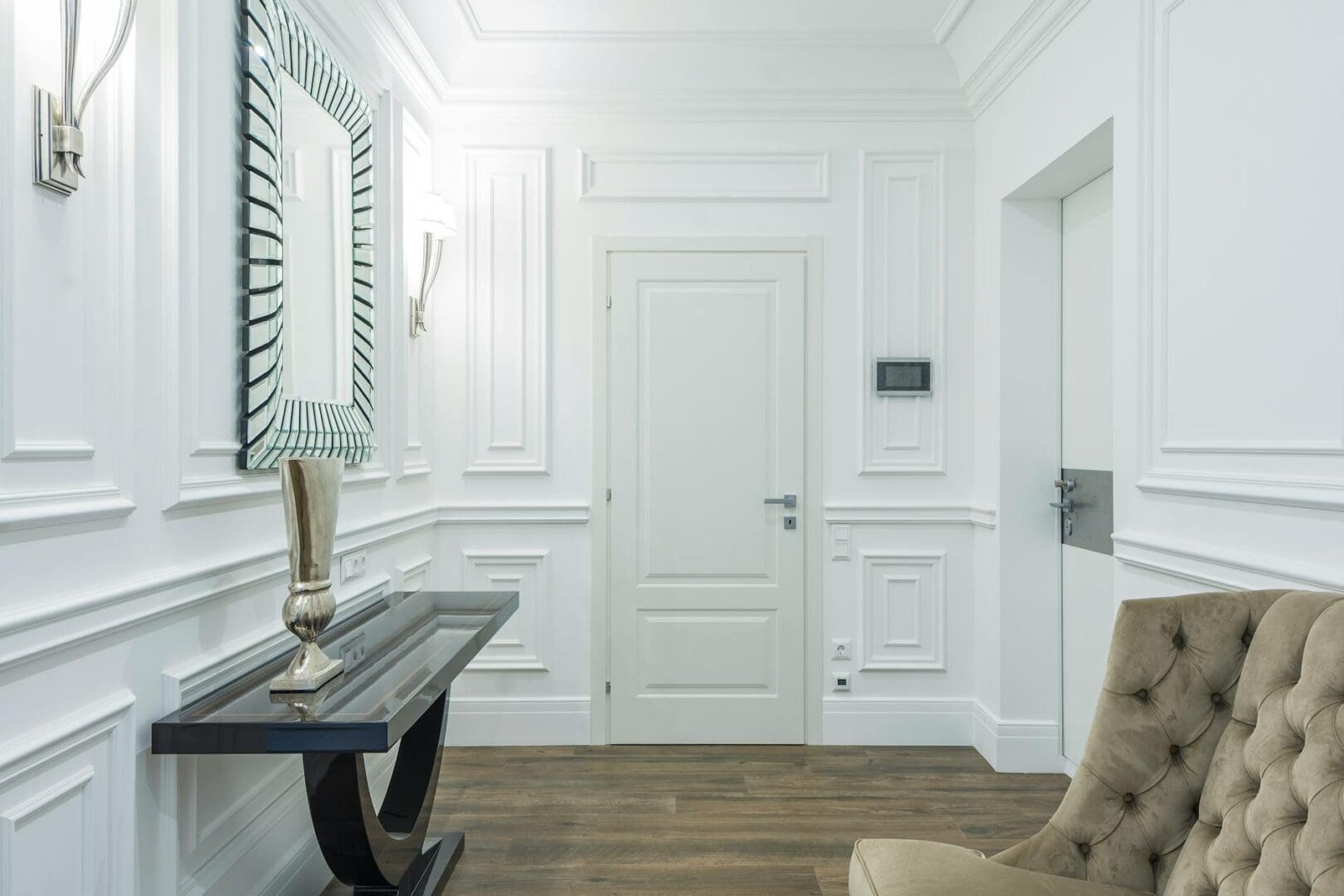 The Entryway Styles Everyone Is Trying Right Now