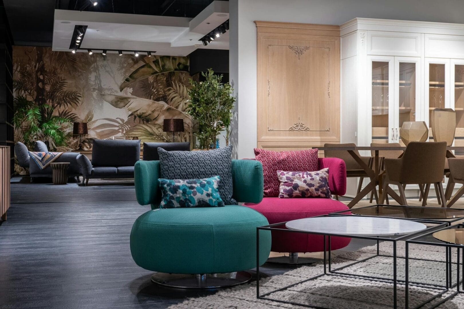 How to Choose Between Buying New and Secondhand Furniture