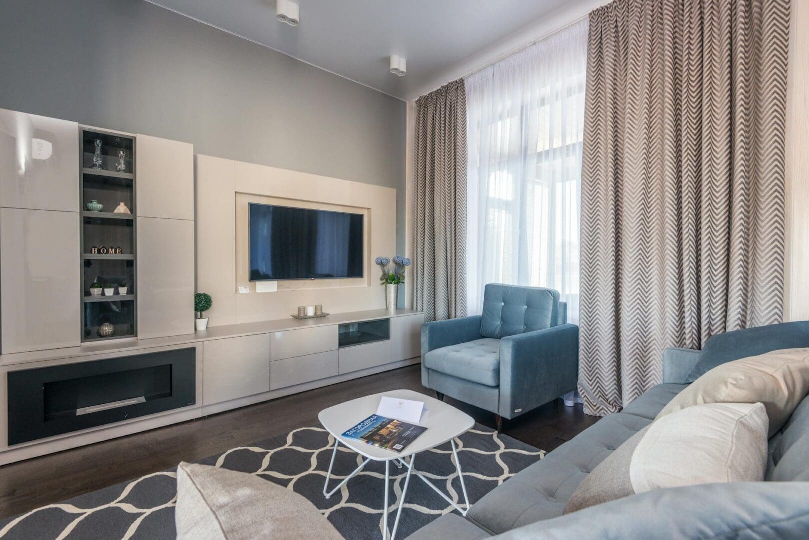 How to Choose Living Room Curtains That Actually Work for Your Space