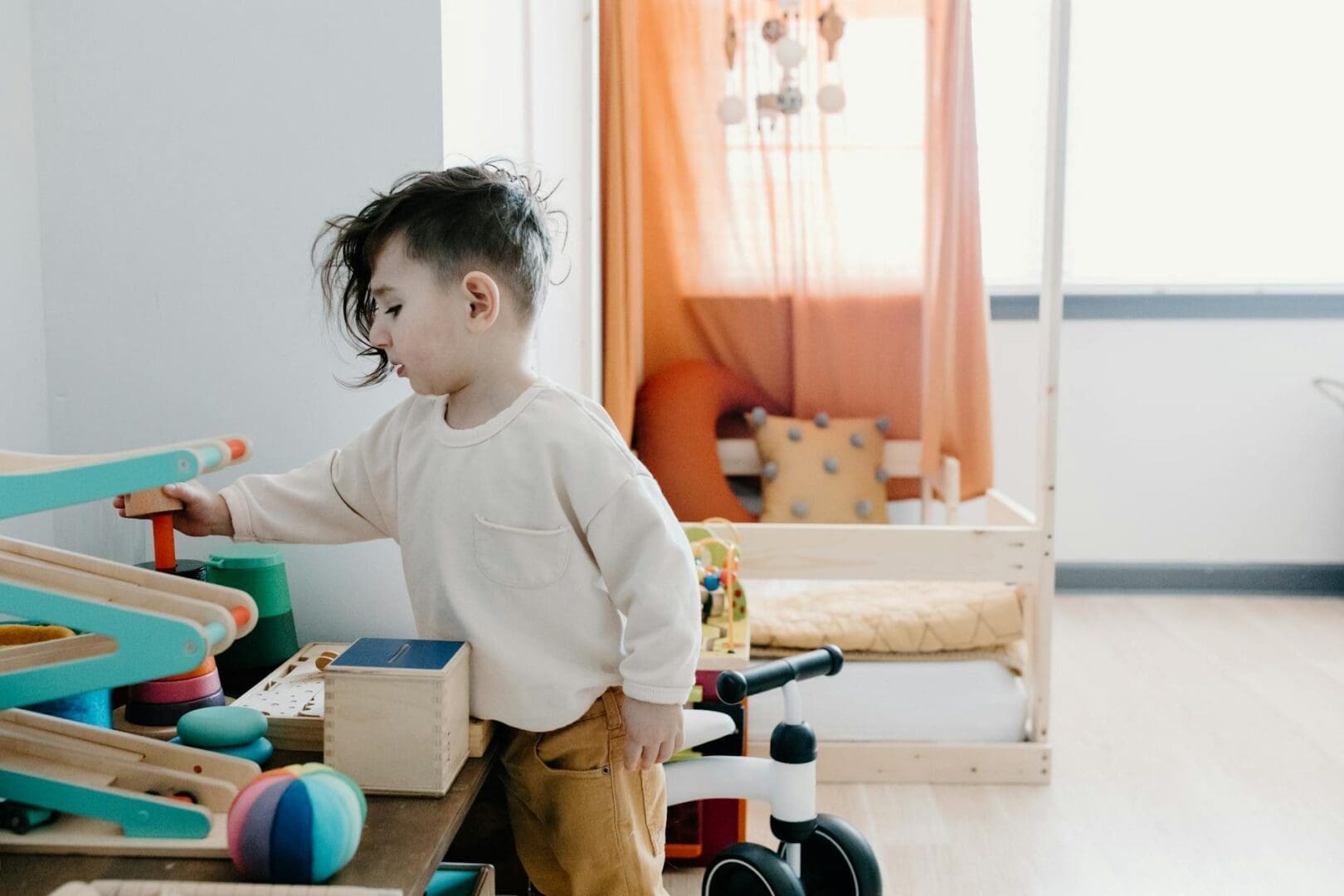 How to Design a Toddler Bedroom That Grows with Them