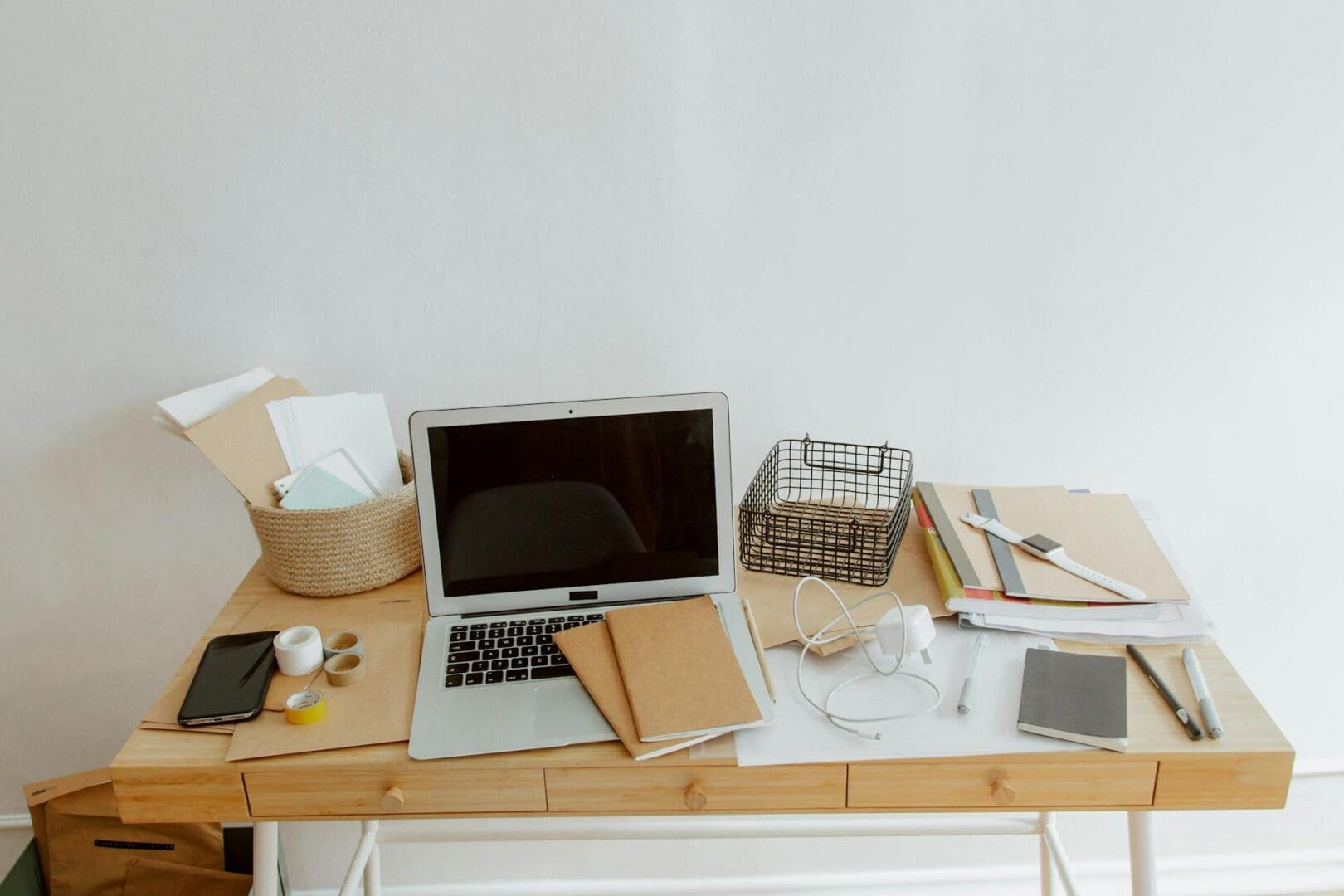 How to Organize Your Home Office Efficiently