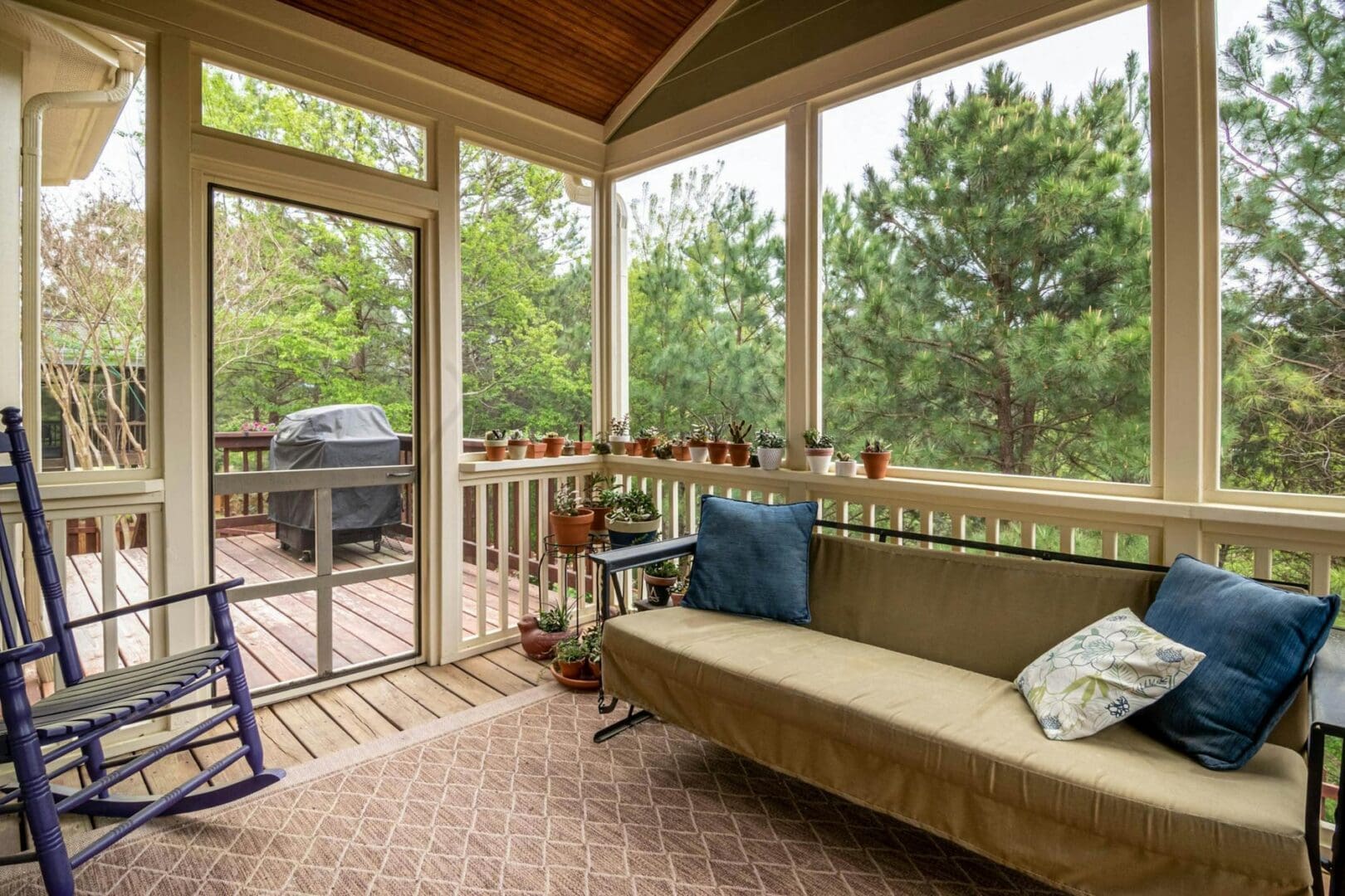 outdoor patio rug deck