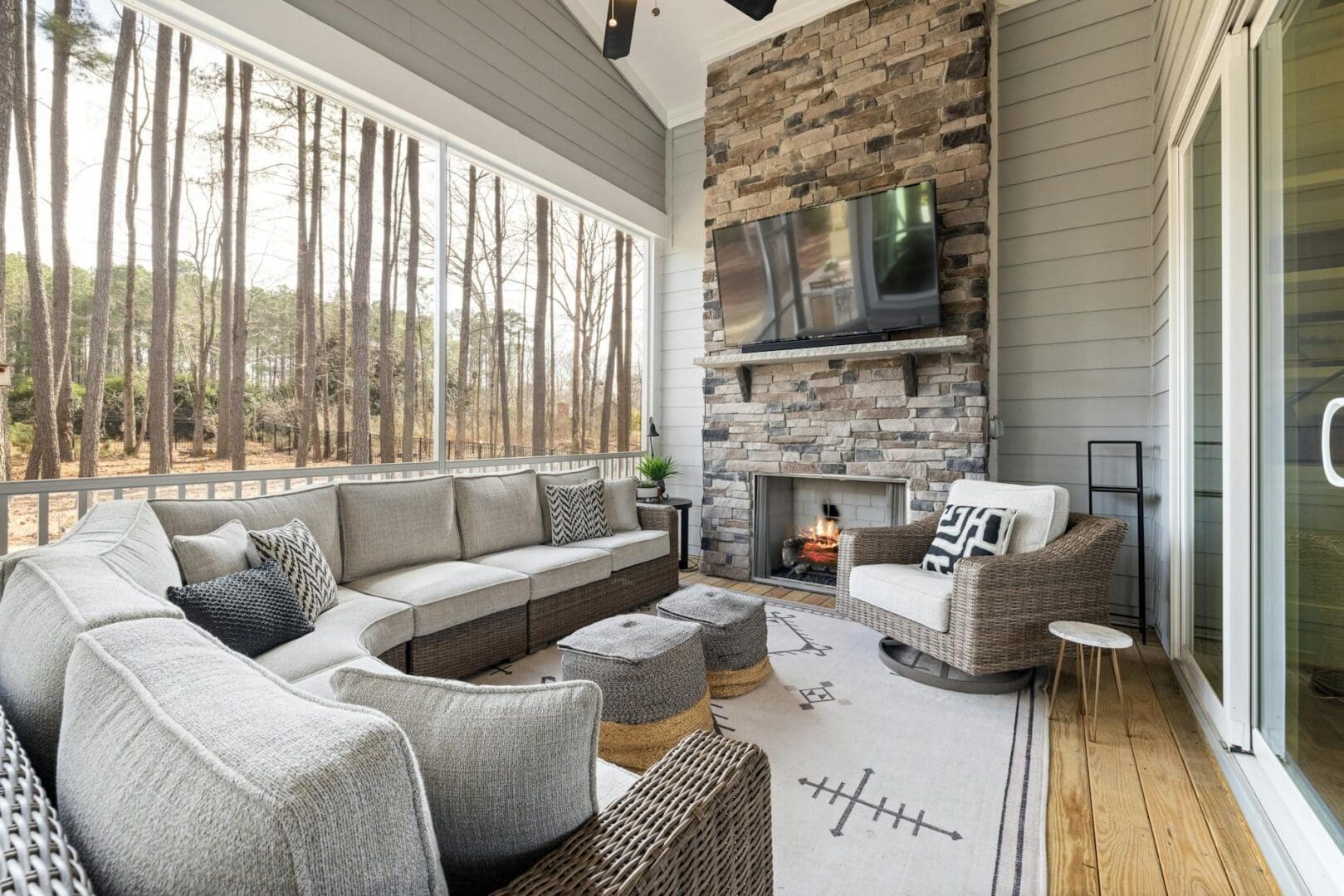outdoor rug patio furniture
