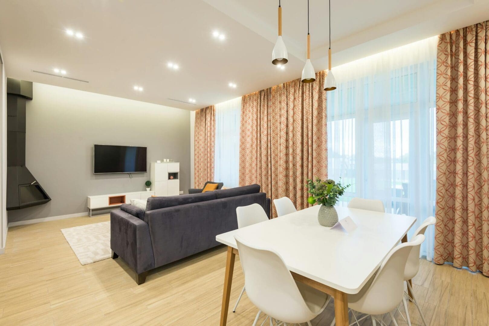 pendant lights dining table