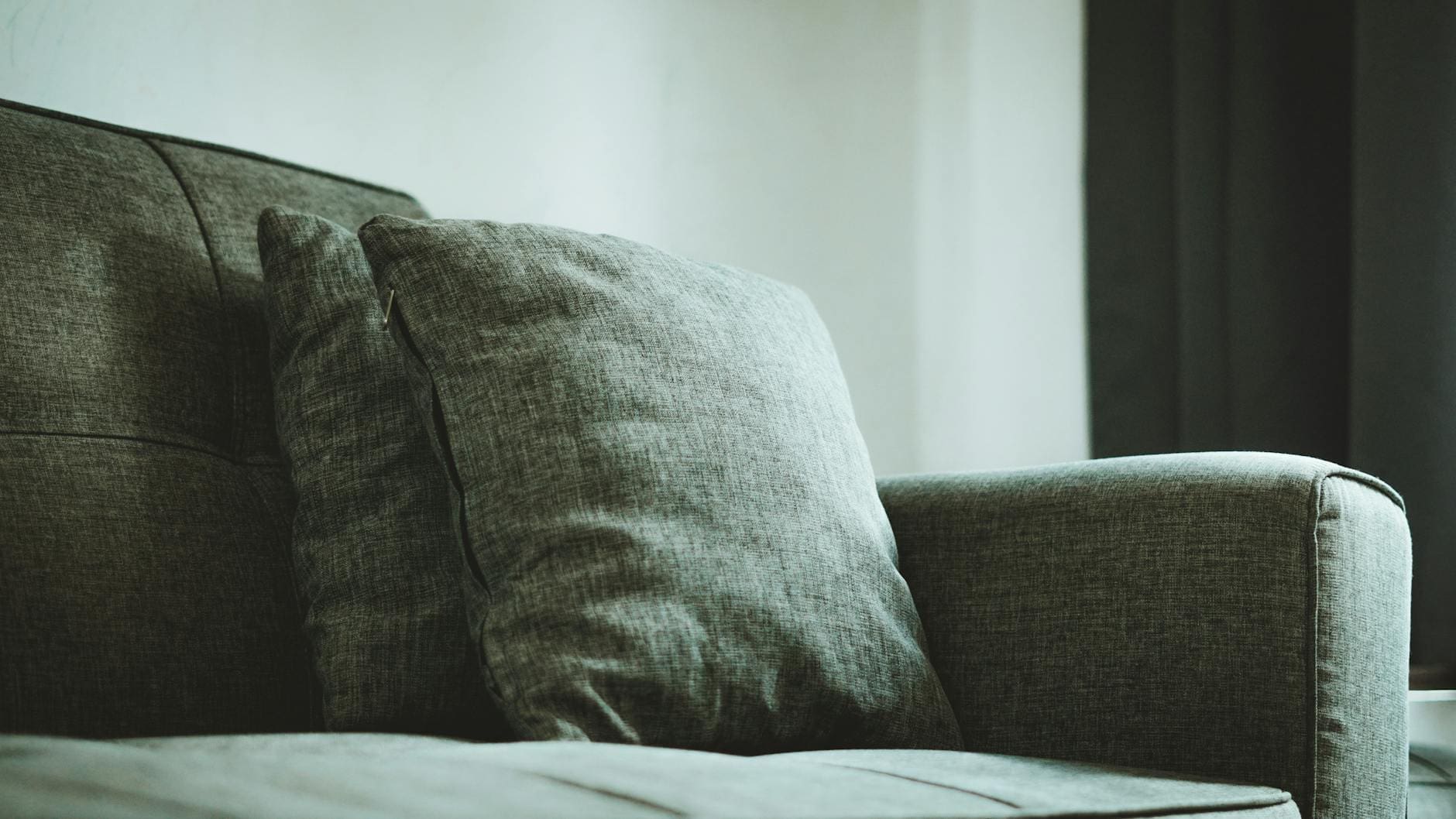 How to Fix a Sagging Sofa