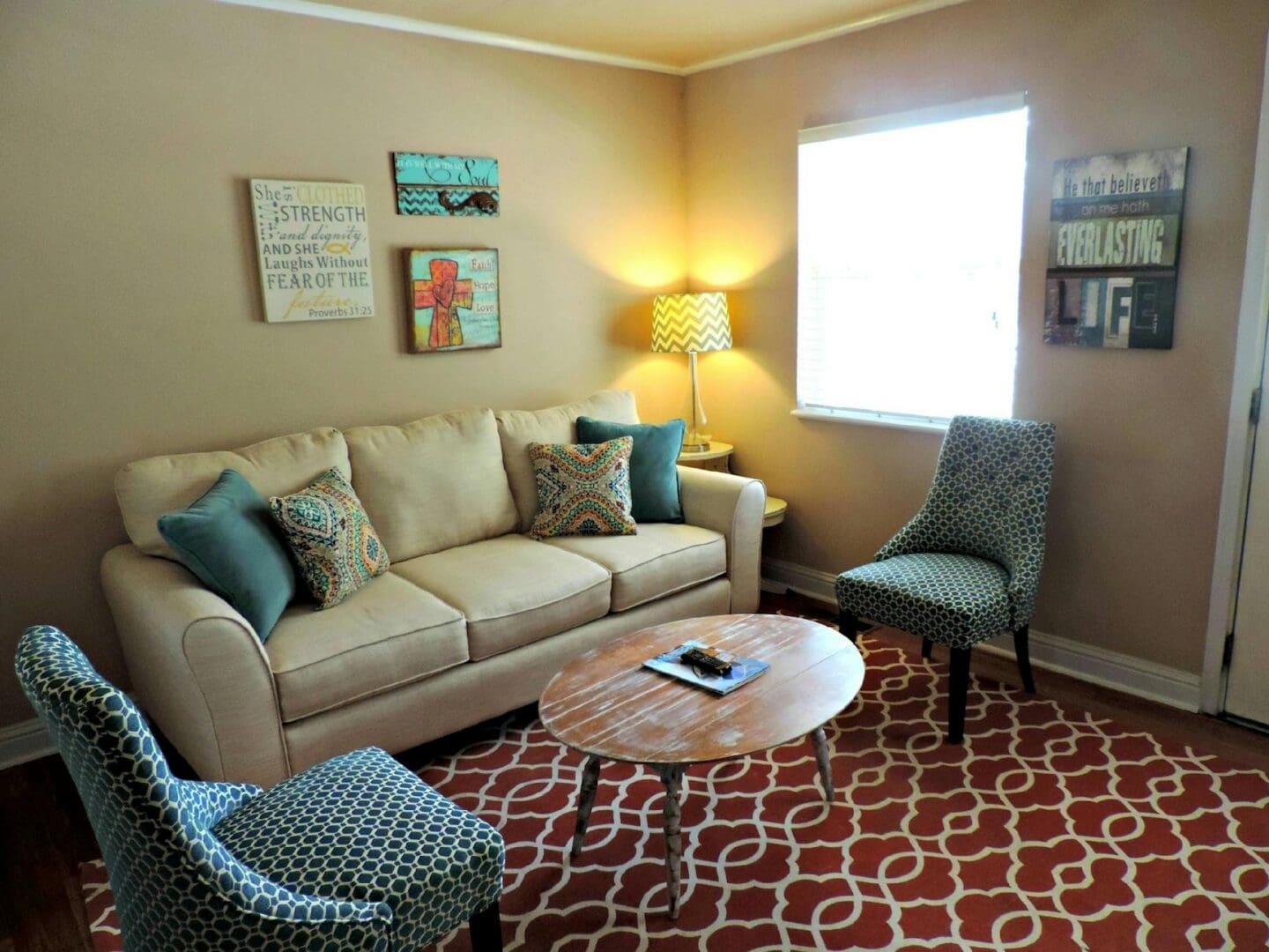 Trunk Coffee Table Buying Guide: Style and Storage