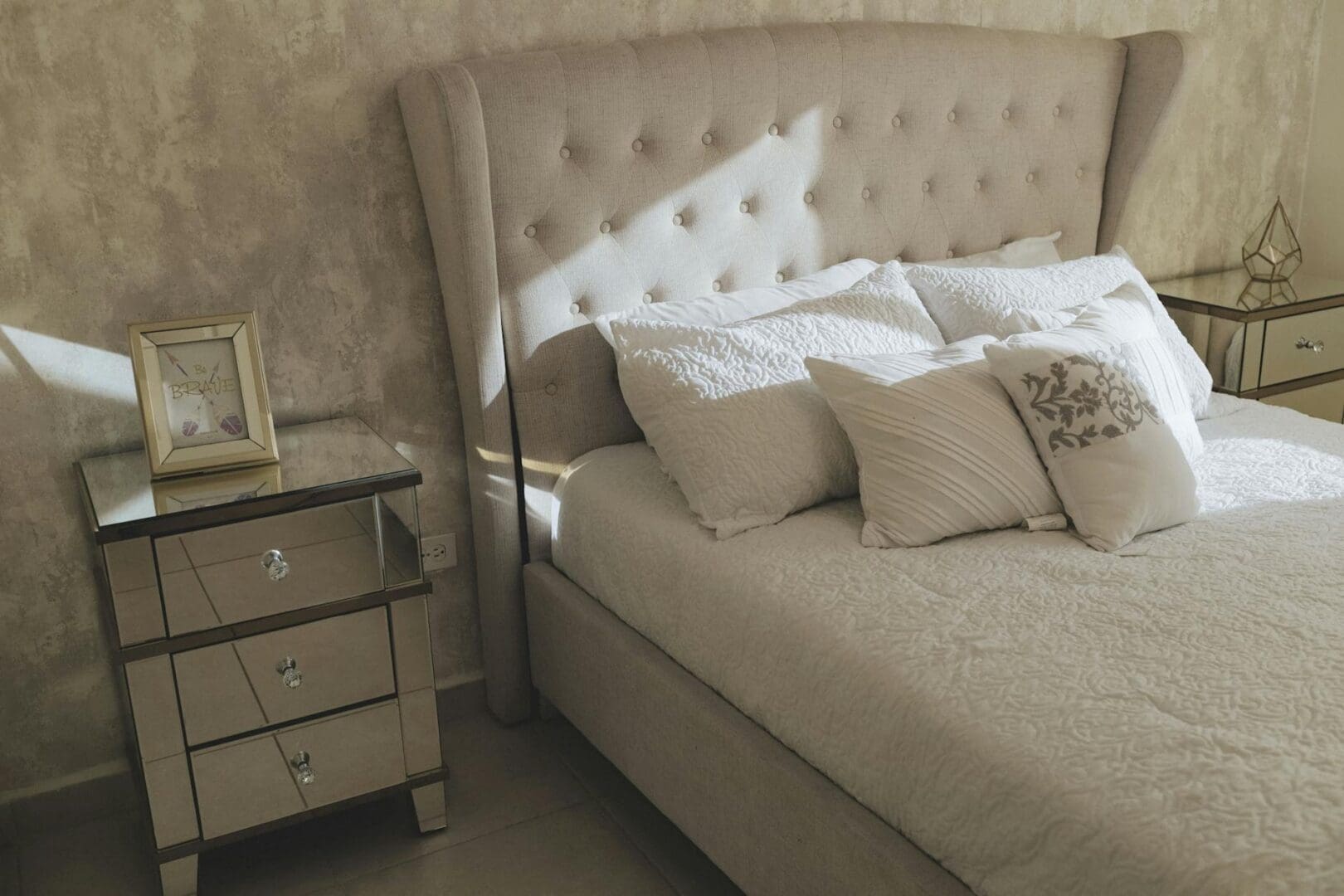 How to Choose an Upholstered Bed Frame That’s Both Stylish and Practical