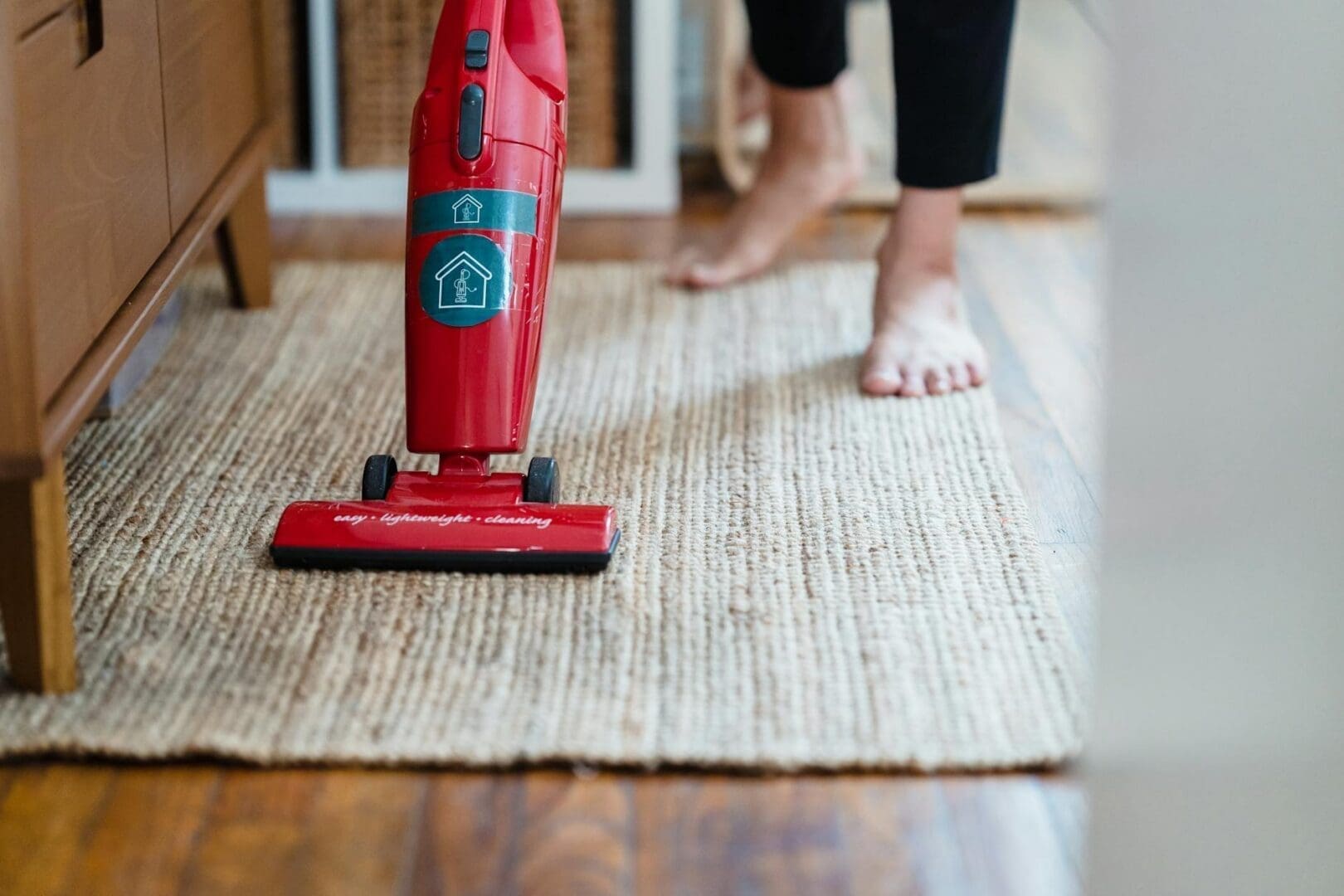 Vacuum Cleaner Buying Guide: How to Choose the Right One for Your Home